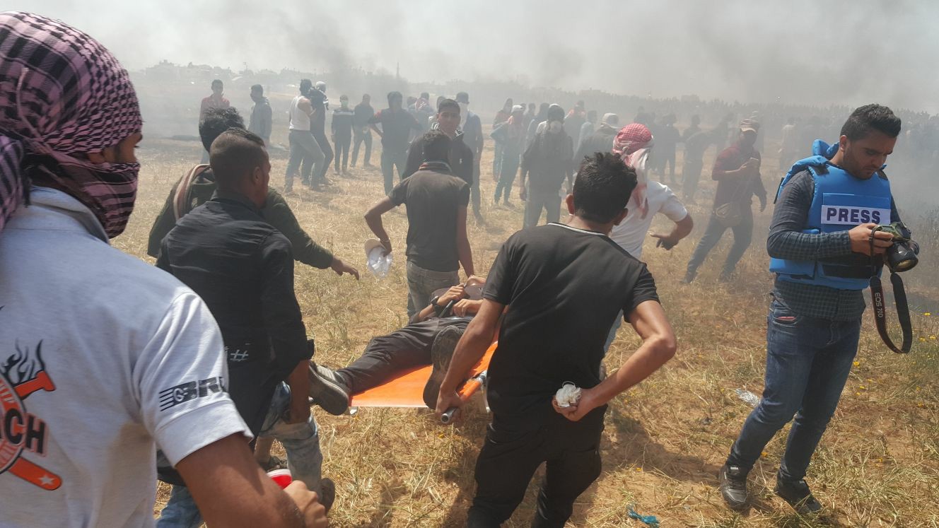 غزة هاشم تنتفض.. انباء اولية .. استشهاد ثلاثة فلسطينيين واصابة اكثر من 420.. في جمعه الغبار الاسود